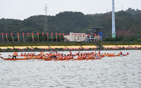 百舸争流、奋楫者先四川省“百舟竞渡迎端午”集中展演活动在夹江举行