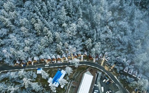 黑水县三奥雪山景区建成 将于10月25日启动登山徒步大会