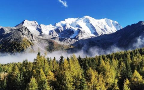 川西秘境道孚八美之神山之美（亚拉雪山）